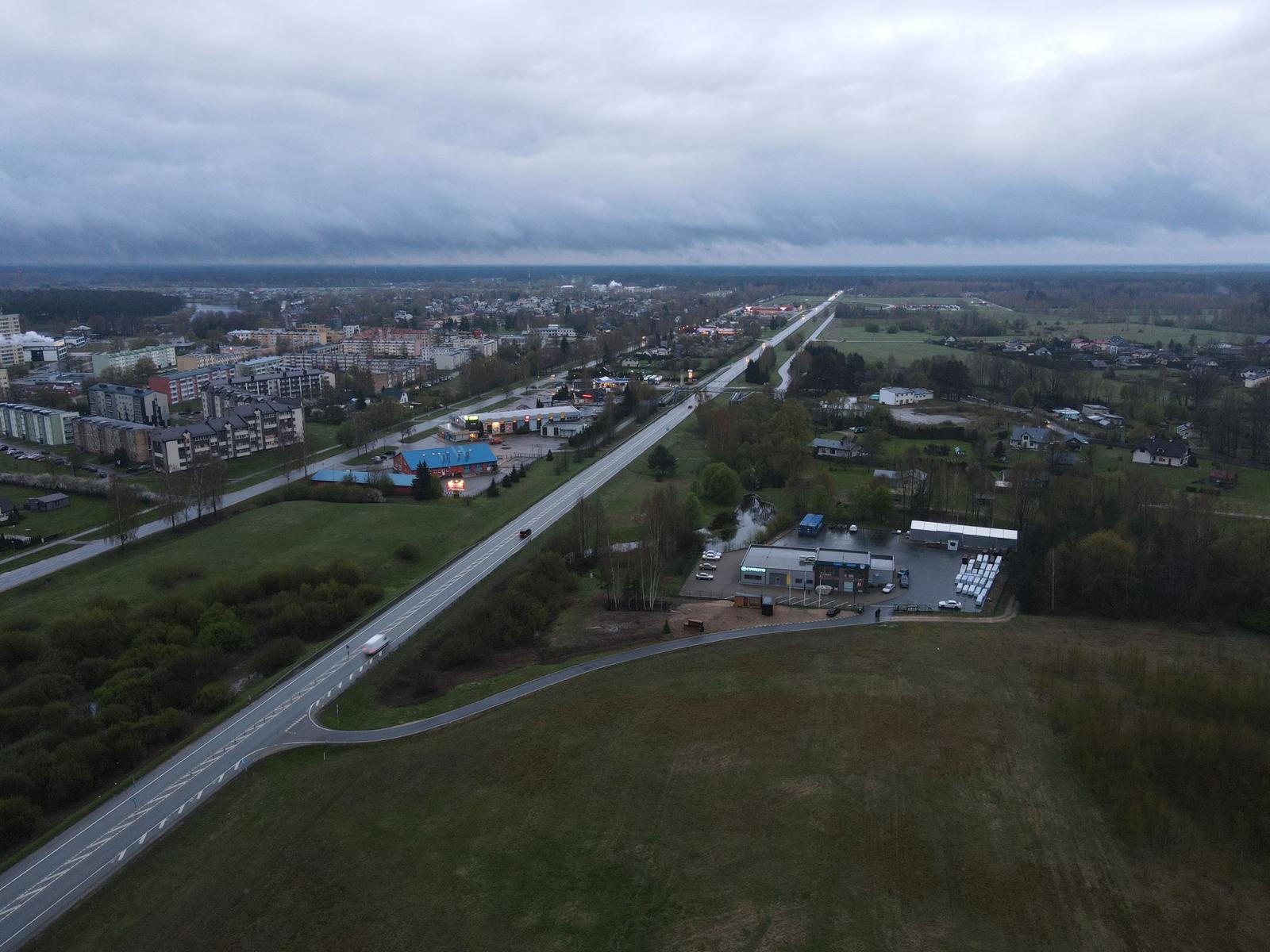 Jaunas modernas komerc telpas biroju , ražošanas kompleksu Ādaži , Emsiņi,