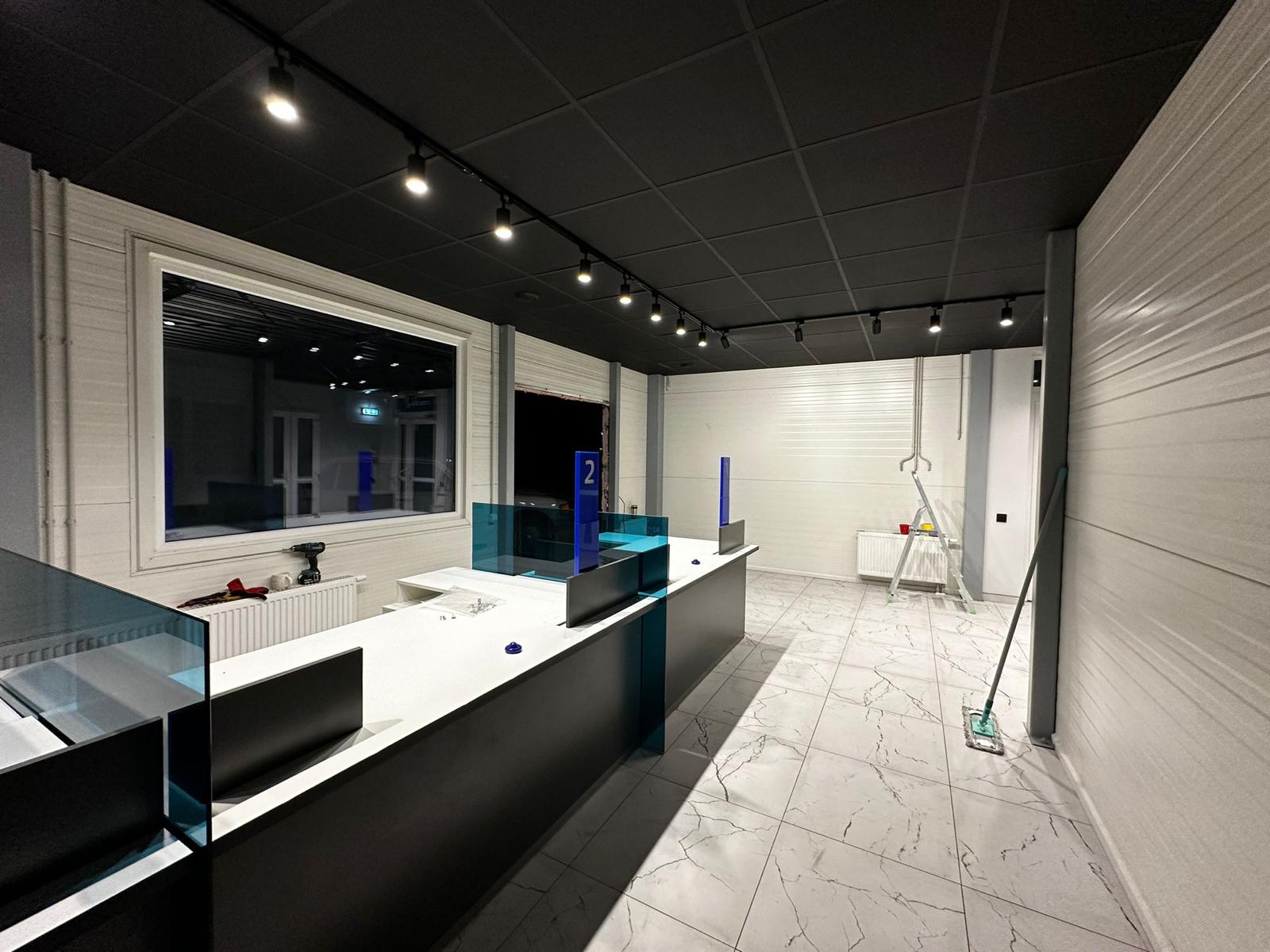 Jaunas modernas komerc telpas biroju , ražošanas kompleksu Ādaži , Emsiņi,