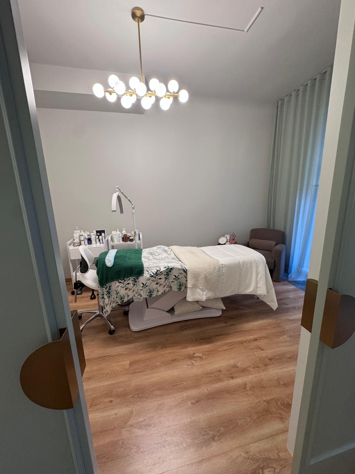 Pārdodu pilnībā izveidotu un veiksmīgi strādājošu biznesu skaistumkopšanas nozarē.