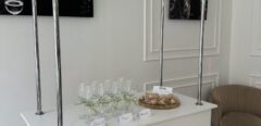 Bar Mon Cheri Champagne & Cakes